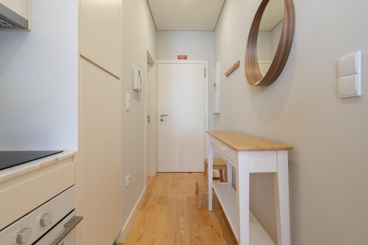 Host Wise - Enchanting Design Flat - Premium Location Porto Eksteriør bilde