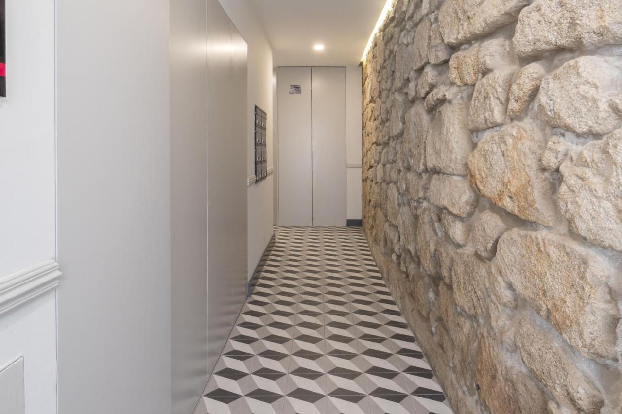 Host Wise - Enchanting Design Flat - Premium Location Porto Eksteriør bilde